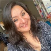 Profesora de Inglés básico, intermedio y avanzado, entrenadora para exámenes internacionales de Cambridge